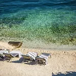 Villa De Luxe Palace Al Nera 2 Swimming Pools At Sea Trogir