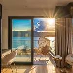 De Luxe Palace Al Nera 2 Swimming Pools At Sea *