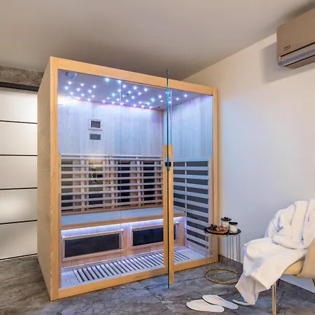 De Luxe Palace Al Nera 2 Swimming Pools At Sea Vila