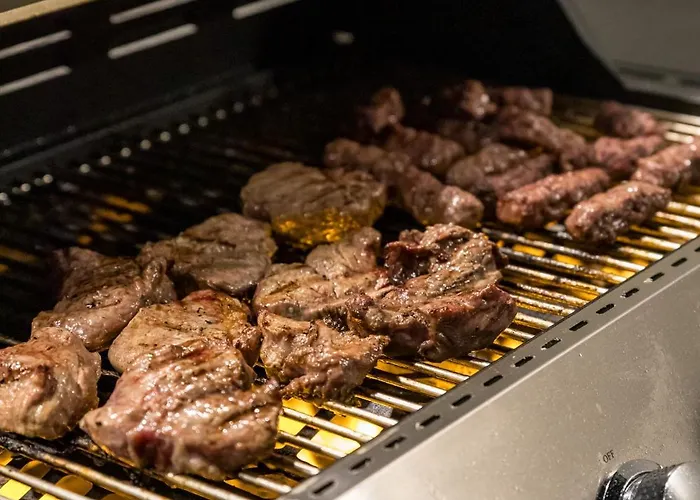 Villa De Luxe Palace Al Nera 2 Swimming Pools At Sea Trogir