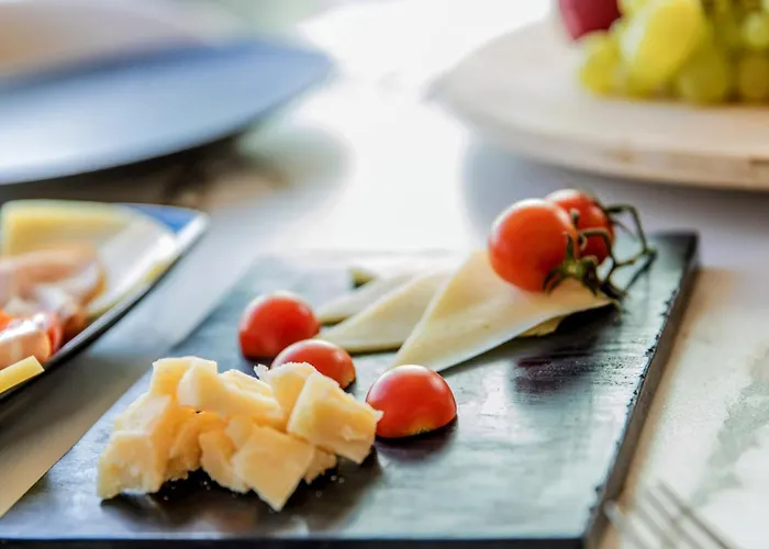 Villa De Luxe Palace Al Nera 2 Swimming Pools At Sea Trogir